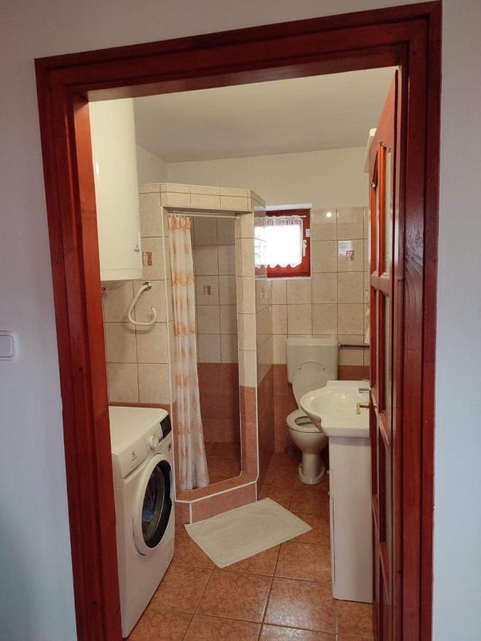 Szent Orban Vendeghaz Apartment Ábrahámhegy Екстериор снимка