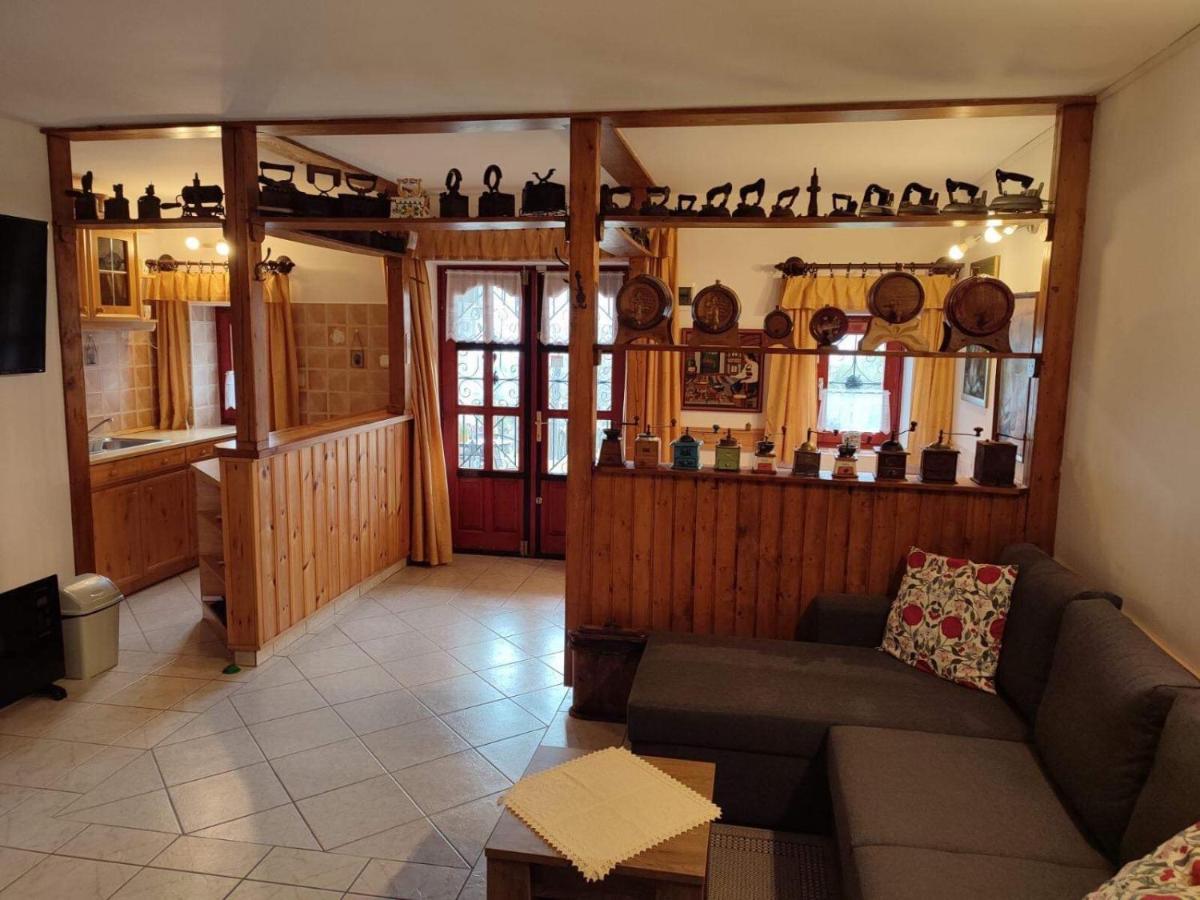 Szent Orban Vendeghaz Apartment Ábrahámhegy Екстериор снимка