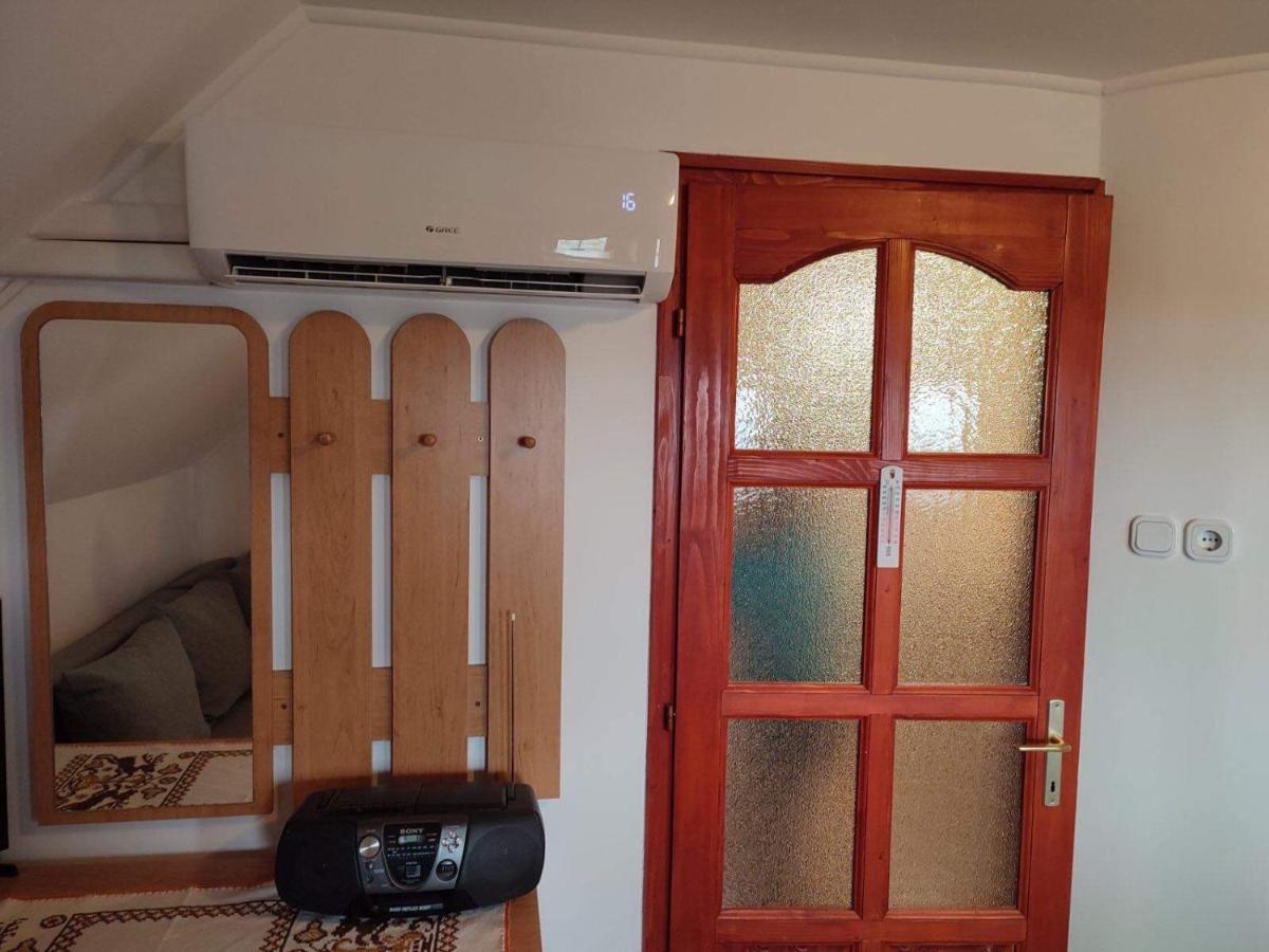 Szent Orban Vendeghaz Apartment Ábrahámhegy Екстериор снимка