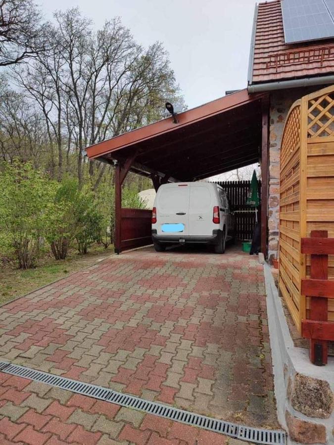 Szent Orban Vendeghaz Apartment Ábrahámhegy Екстериор снимка
